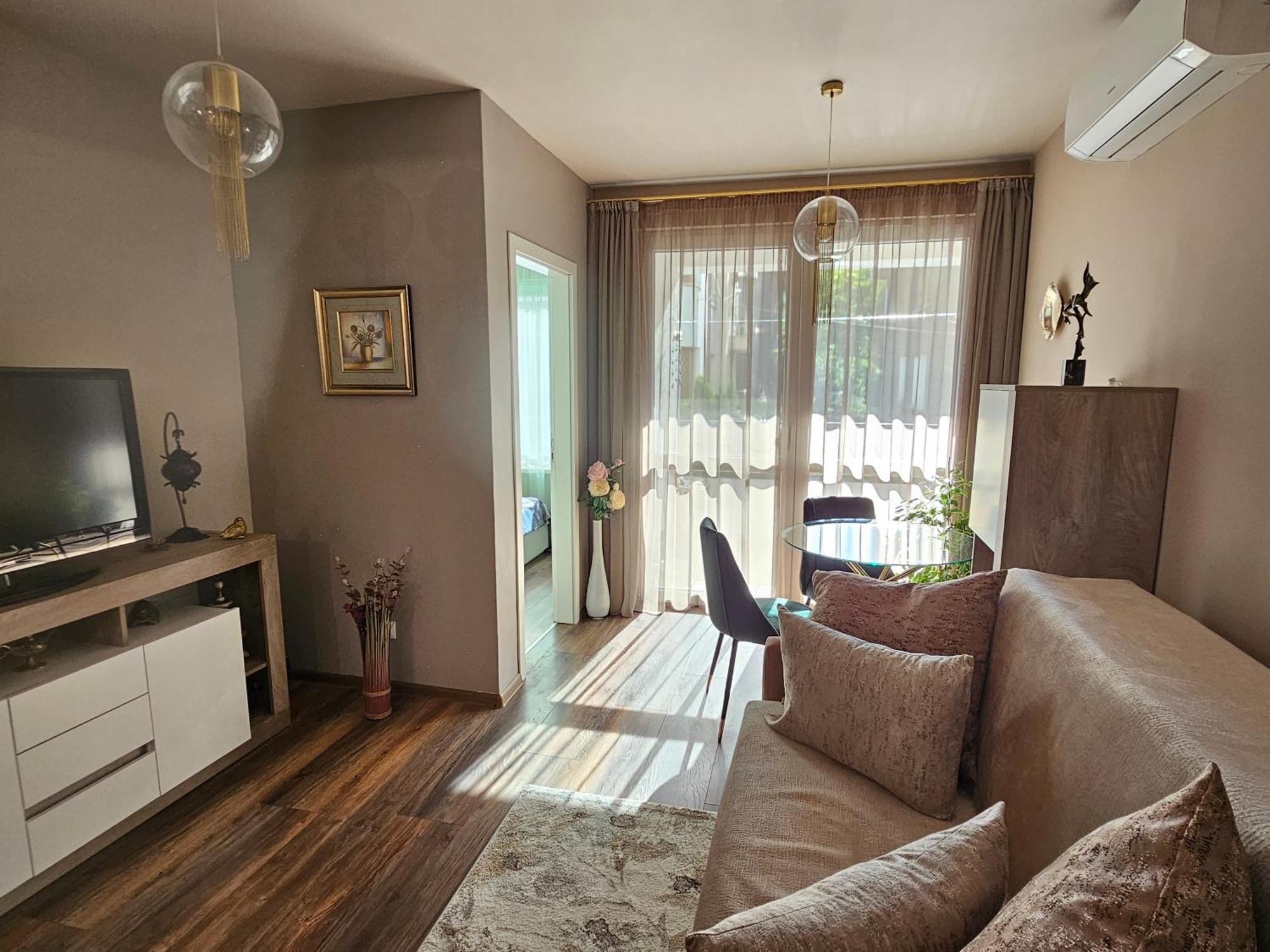 Bright Inn - Holiday & Business Apartment Sofia Luaran gambar