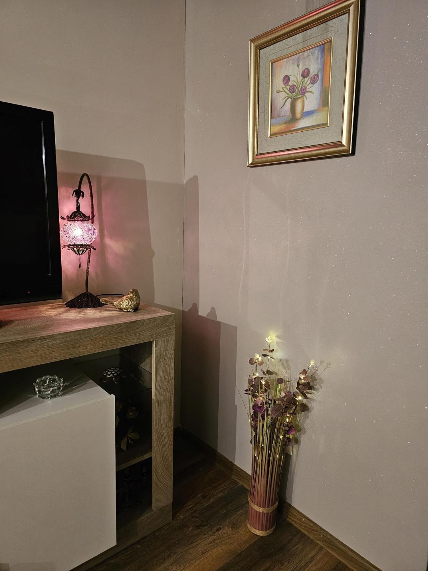 Bright Inn - Holiday & Business Apartment Sofia Luaran gambar