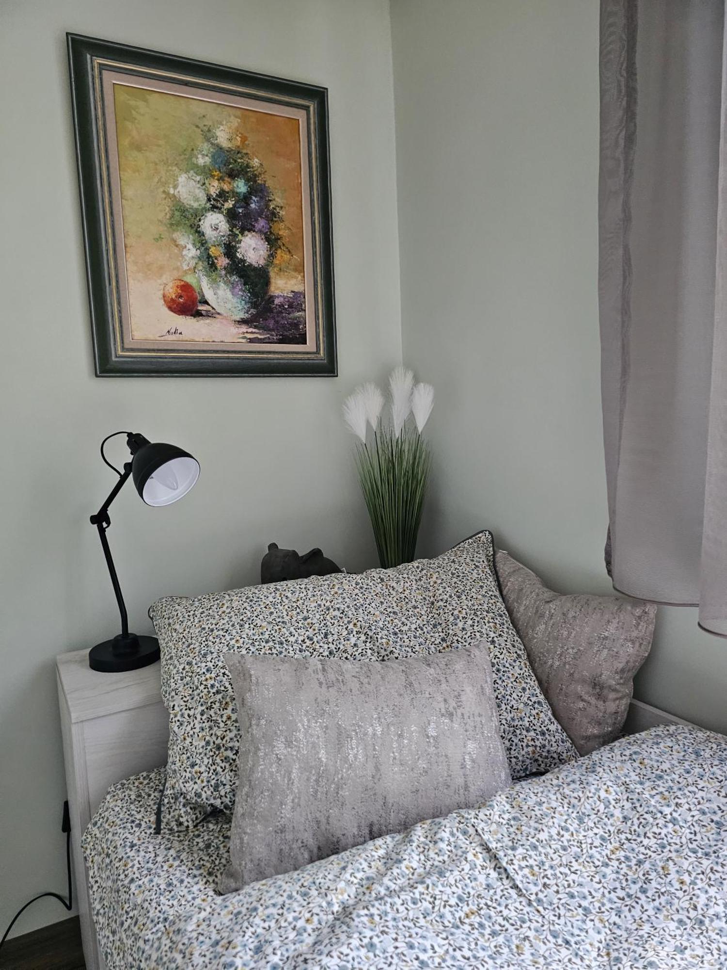 Bright Inn - Holiday & Business Apartment Sofia Luaran gambar
