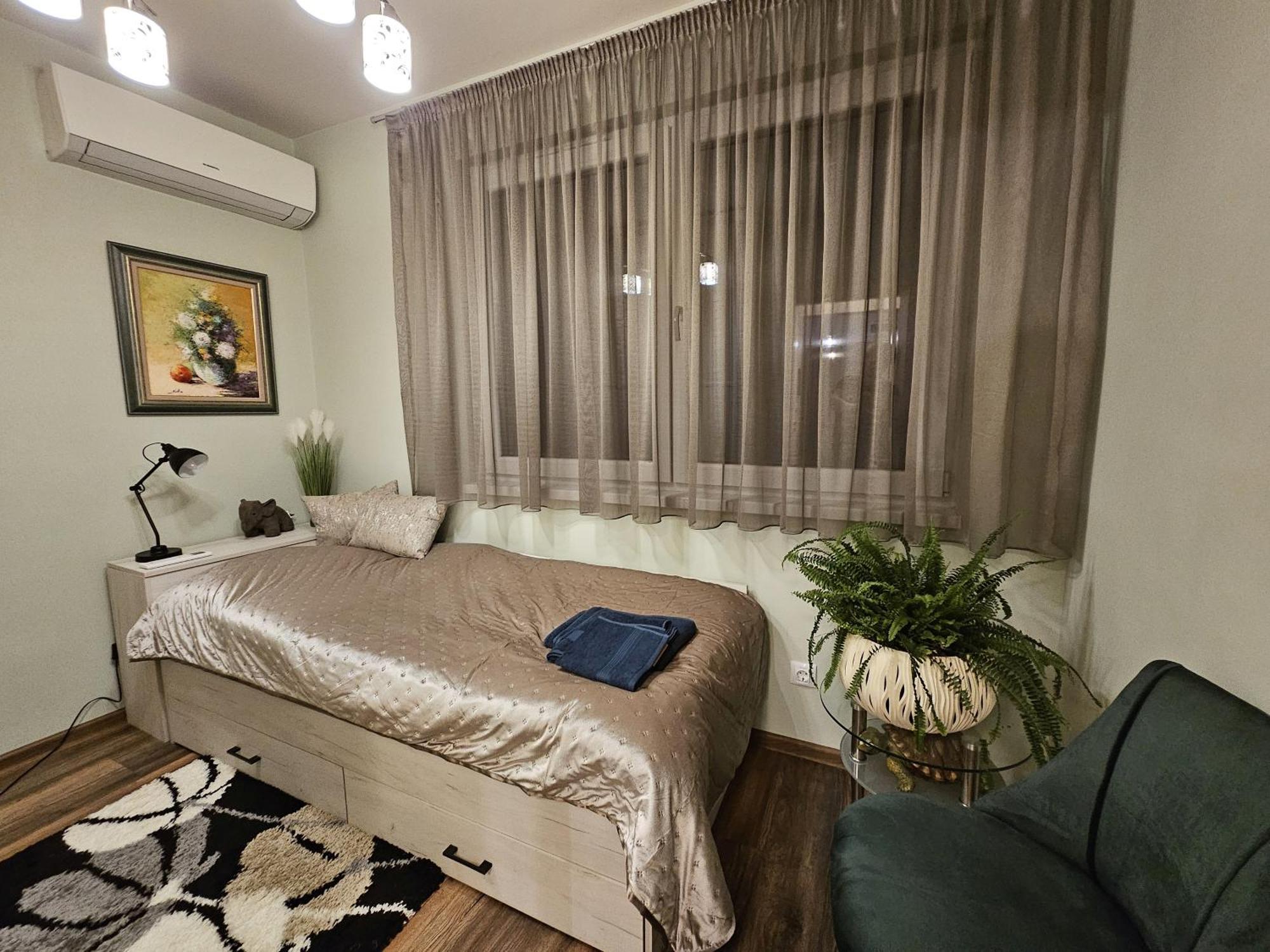 Bright Inn - Holiday & Business Apartment Sofia Luaran gambar