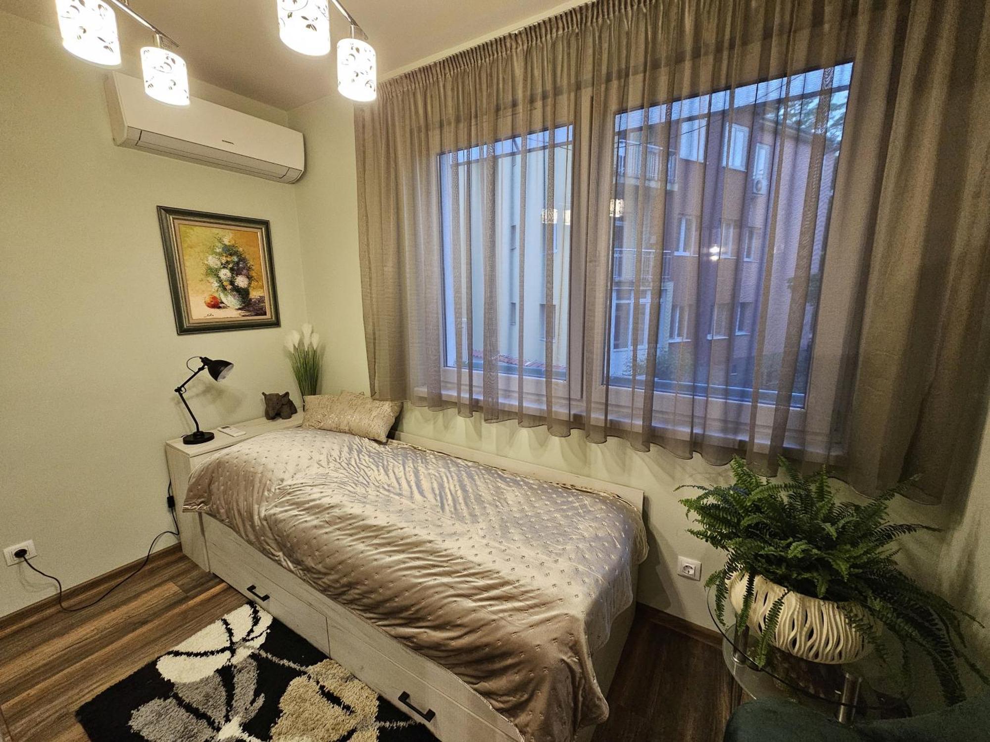 Bright Inn - Holiday & Business Apartment Sofia Luaran gambar